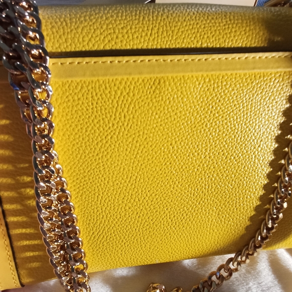 Michael Kors Sunshine Yellow Crossbody Bag with Gold Chain Strap - Picture 15 of 16